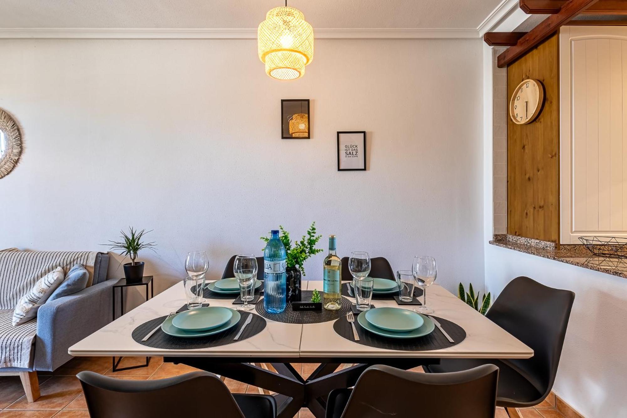 Casa Rexola Con Balcon 7 Viajeros Con Piscina Comunitaria Roda