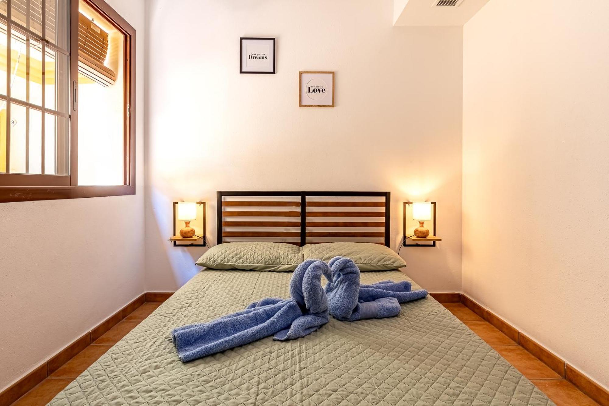 Casa Rexola Con Balcon 7 Viajeros Con Piscina Comunitaria Roda